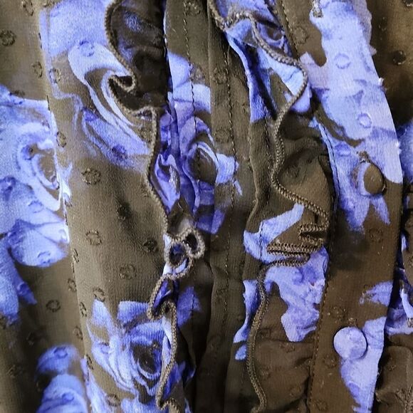 Georgeous Torrid top size 3 excellent condition - Picture 5 of 7